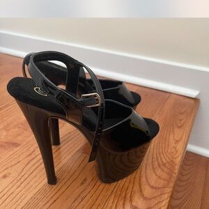 Elegant Black Platform Heels